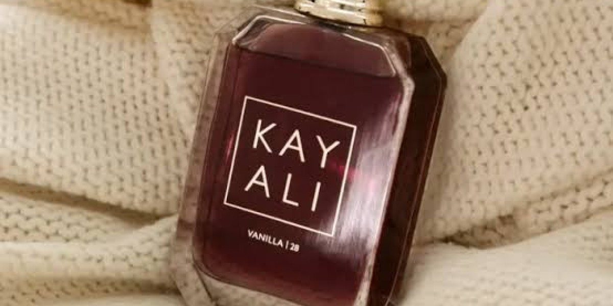 Kayali Vanilla 28: Expert Review and Buying Advice