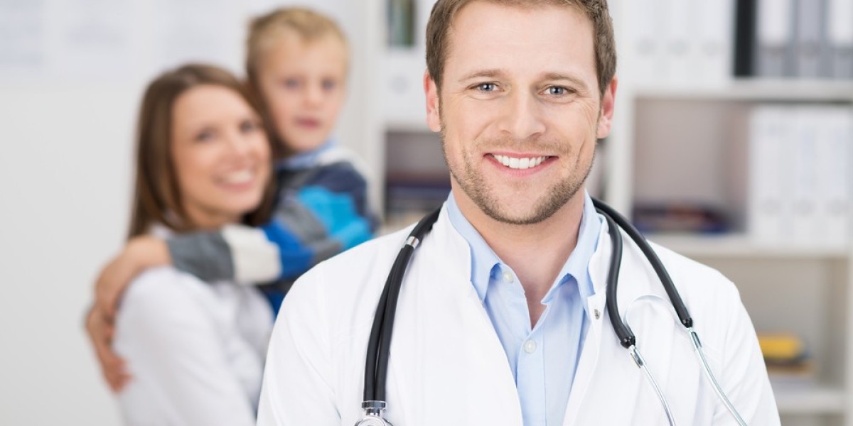 How to Identify the Best Family Doctors in Toronto: Key Factors to Consider