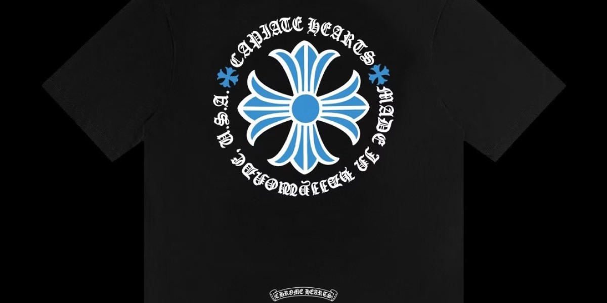 Chrome Hearts T-Shirt: The Art of Distinctive Everyday Style