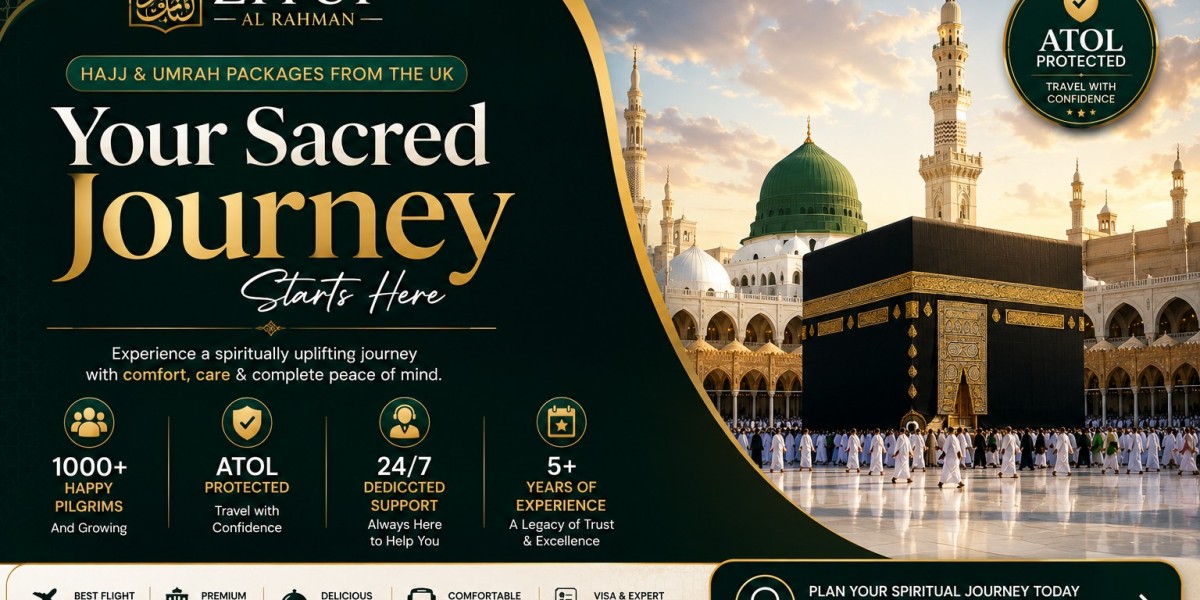 Best Time to Book Umrah from the UK for Lower Prices