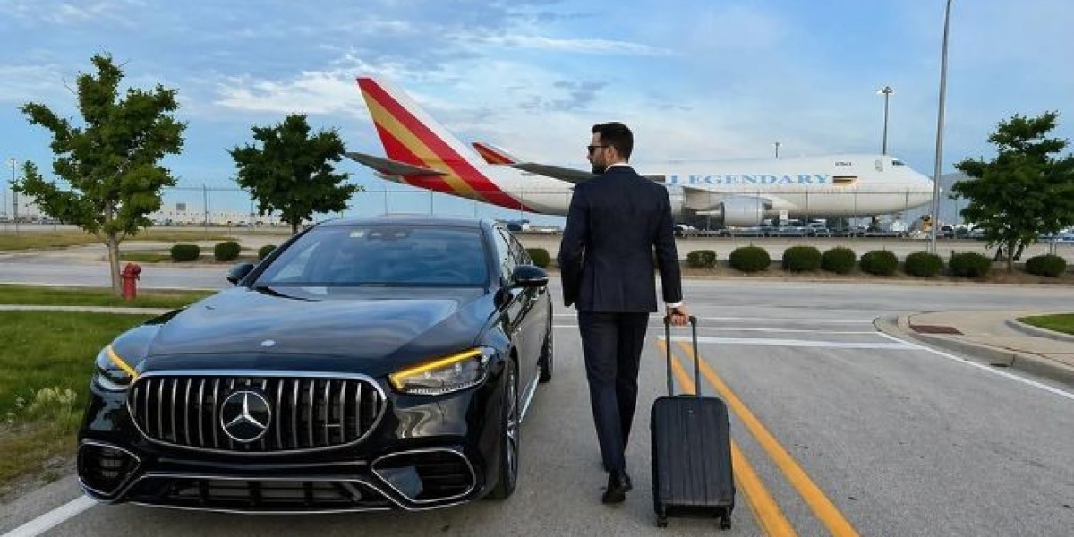 Why Sprinter Rental Chicago and Black Car Service Make Group Travel Easier