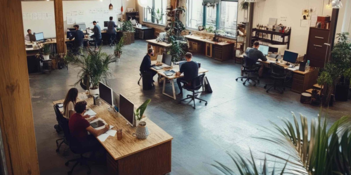 From Solo Professionals to Growing Teams: How Flexible Workspaces Adapt to Every Business Stage