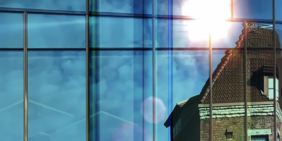 Improving West-Facing Rooms Without Sacrificing Daylight