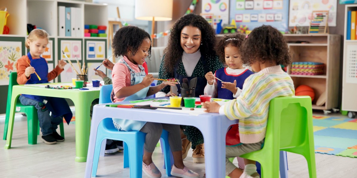 Building a Safe and Comforting Care Routine for Babies in the UAE