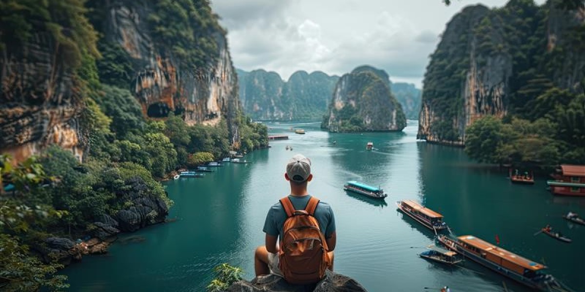 Designing Digital Journey: How Travel Apps Are Changing Way People Plan and Experience Trips