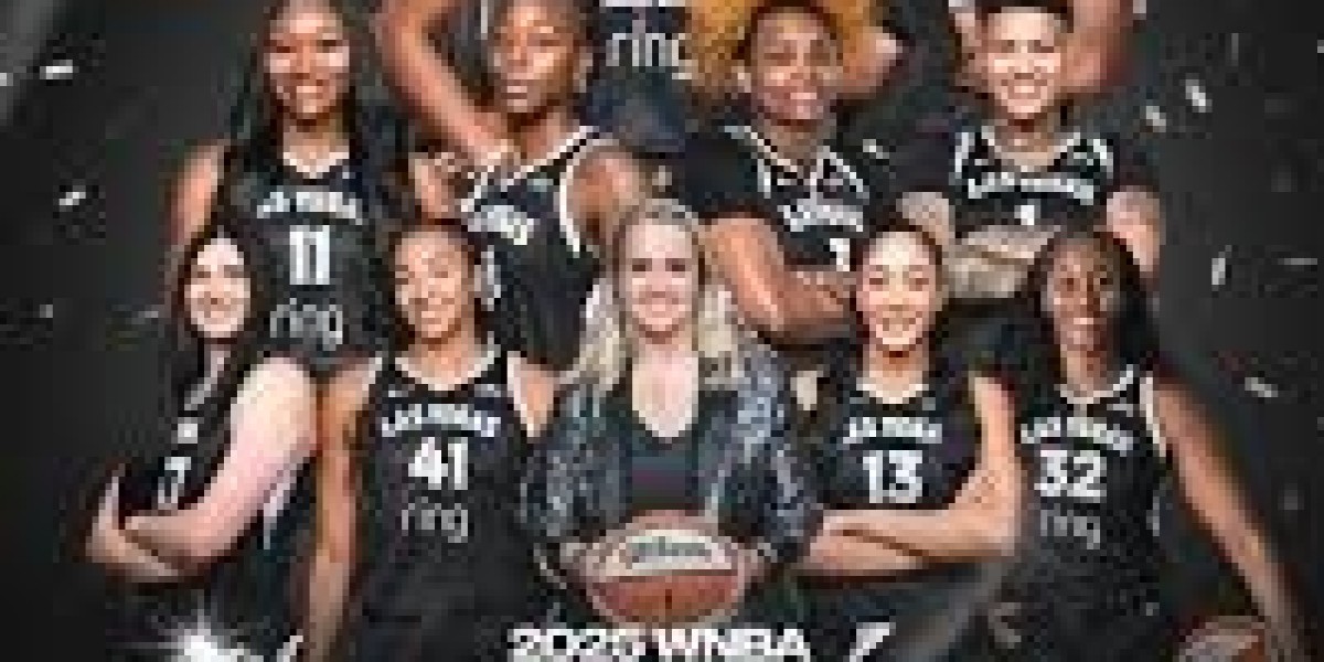 Aces Chennedy Carter Selection Places Quick Strain upon Jewell Loyd