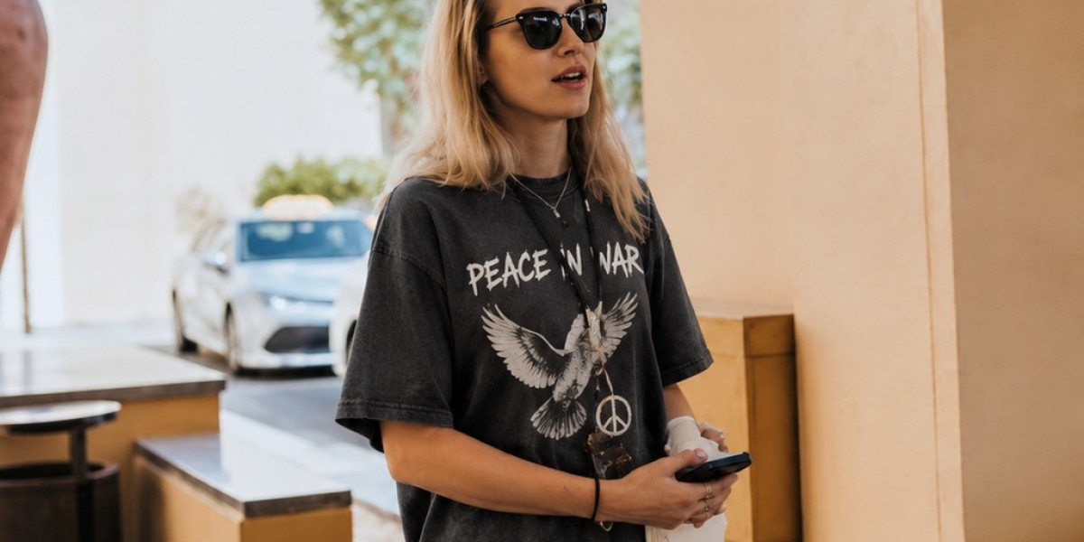 Best Peace in War Hoodie Layering Ideas for Fall: A Complete US Streetwear Guide